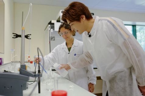 從醫學護膚到品牌溯源 平凡視角下的雅漾典范